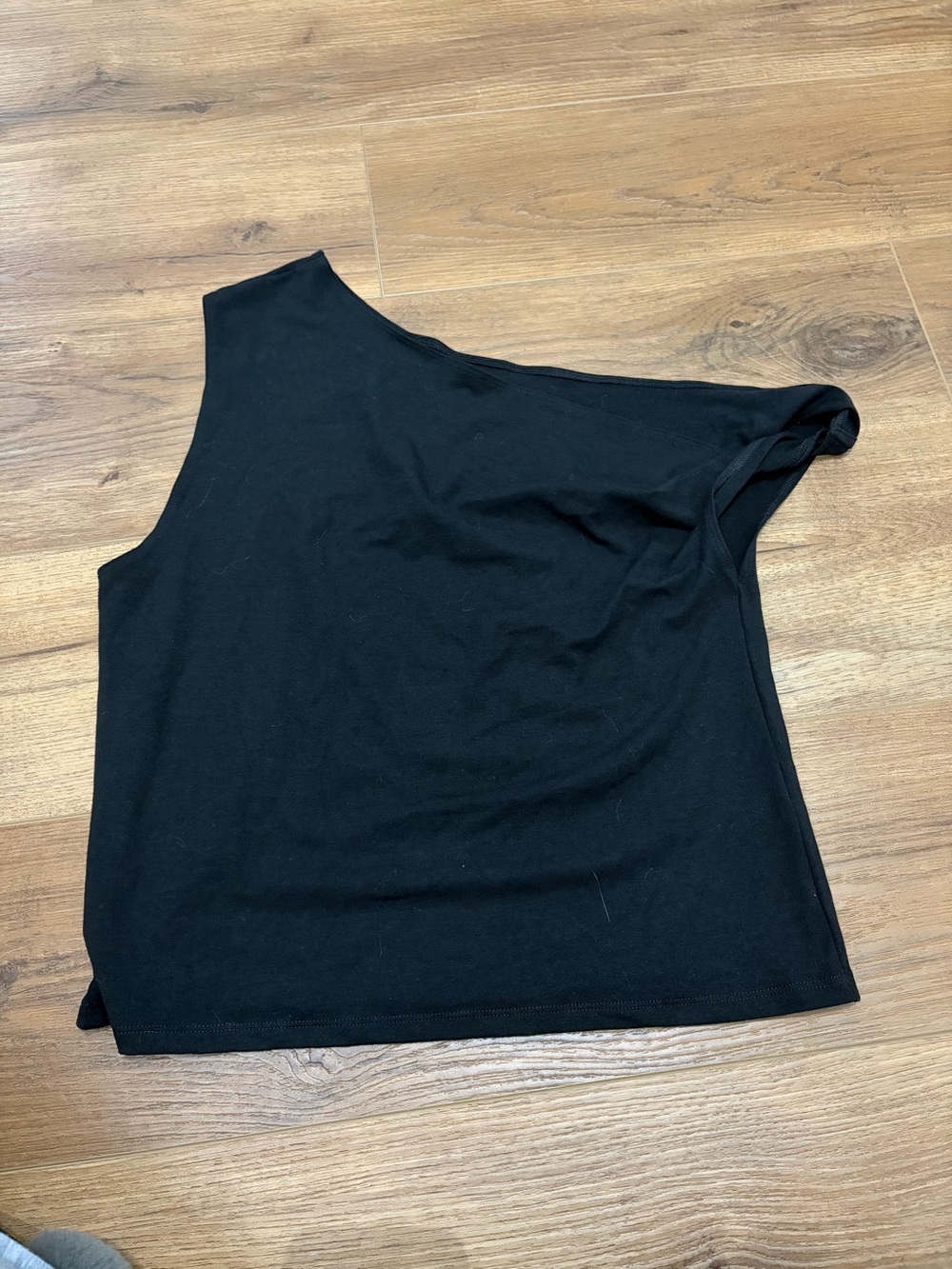 American Eagle off the shoulder shirt
